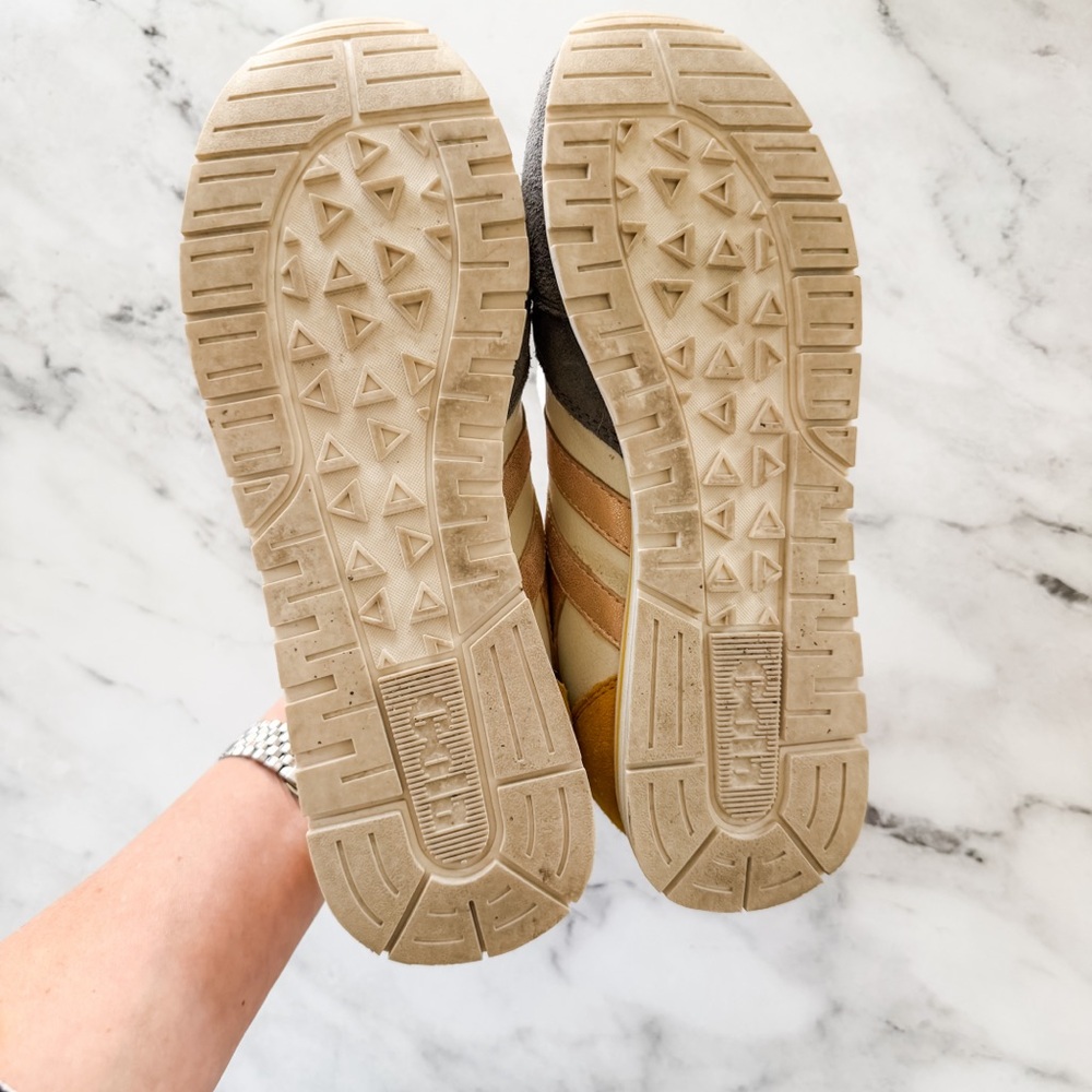 Gola Womens Classics Daytona Quadrant Sneaker in Off White/Ash/Rose Gold/Sun - Picture 5 of 9